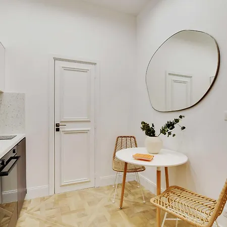 Cozy Studio In The Heart Of Appartamento