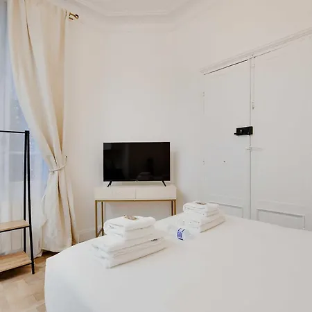 Cozy Studio In The Heart Of *